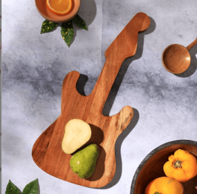 Wooden Platter - Guitar Shape (Option: Natural Wood)